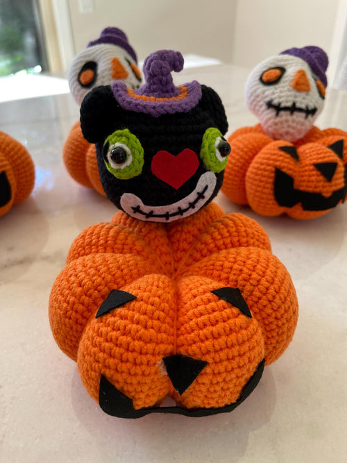 Hand Knit Pumpkins Phone Holder Fall Decor Halloween Holiday theme Desktop Decor Stands