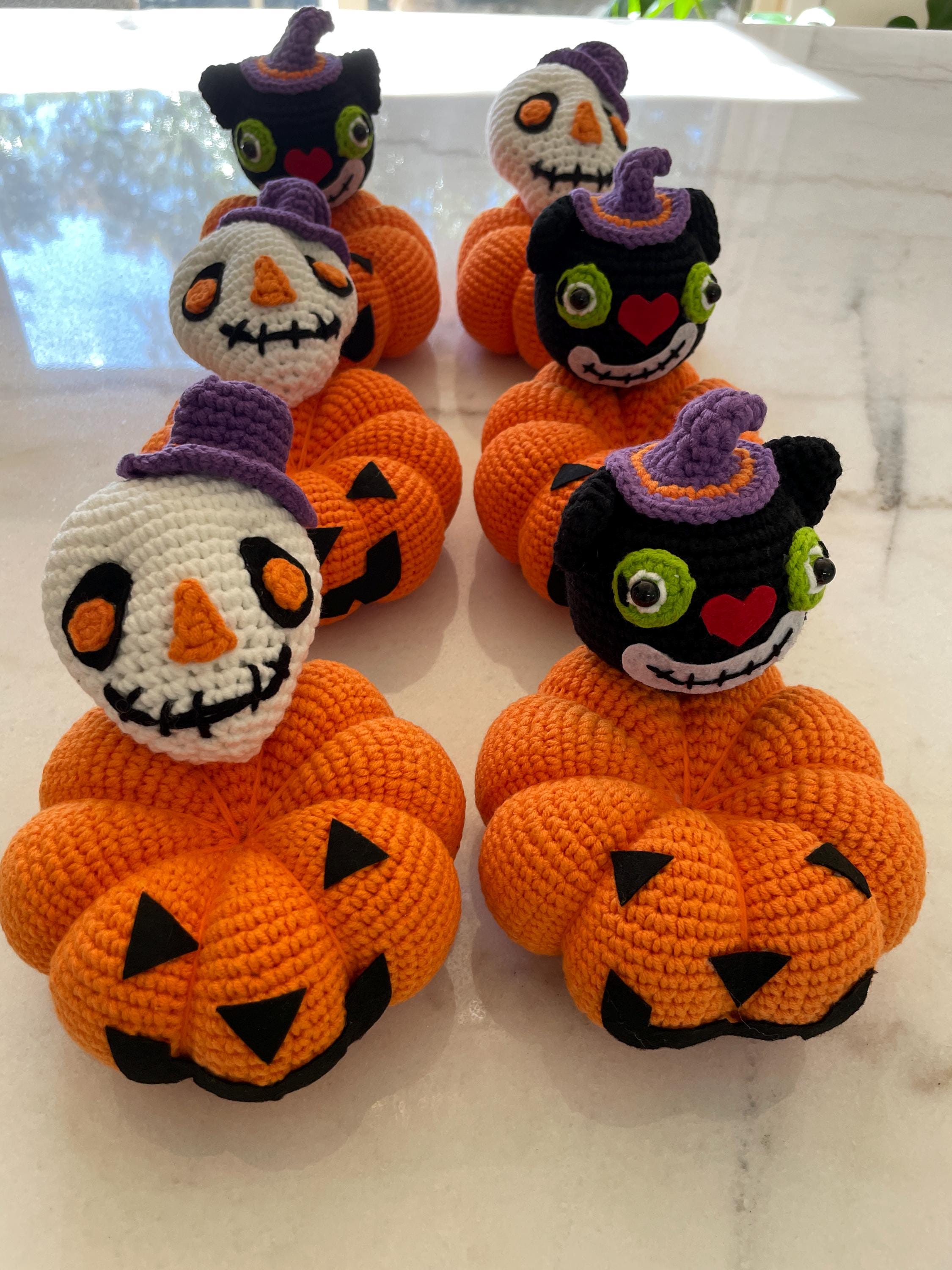 Hand Knit Pumpkins Phone Holder Fall Decor Halloween Holiday theme Desktop Decor Stands