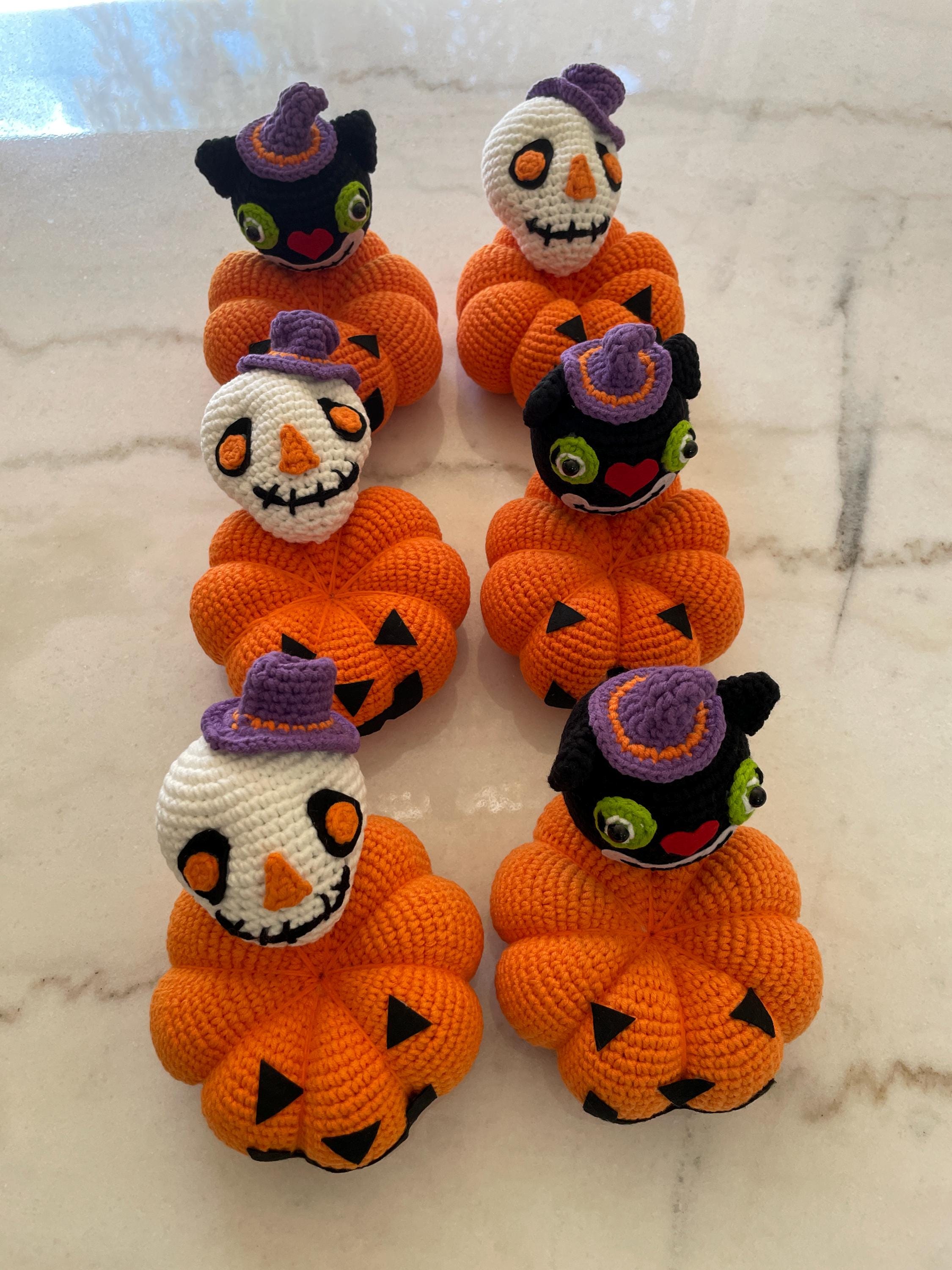 Hand Knit Pumpkins Phone Holder Fall Decor Halloween Holiday theme Desktop Decor Stands