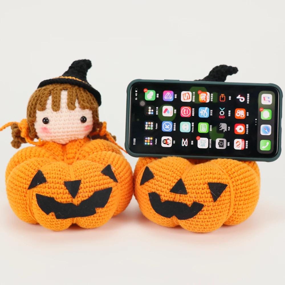 Hand Knit Pumpkins Phone Holder Fall Decor Halloween Holiday theme Desktop Decor Stands